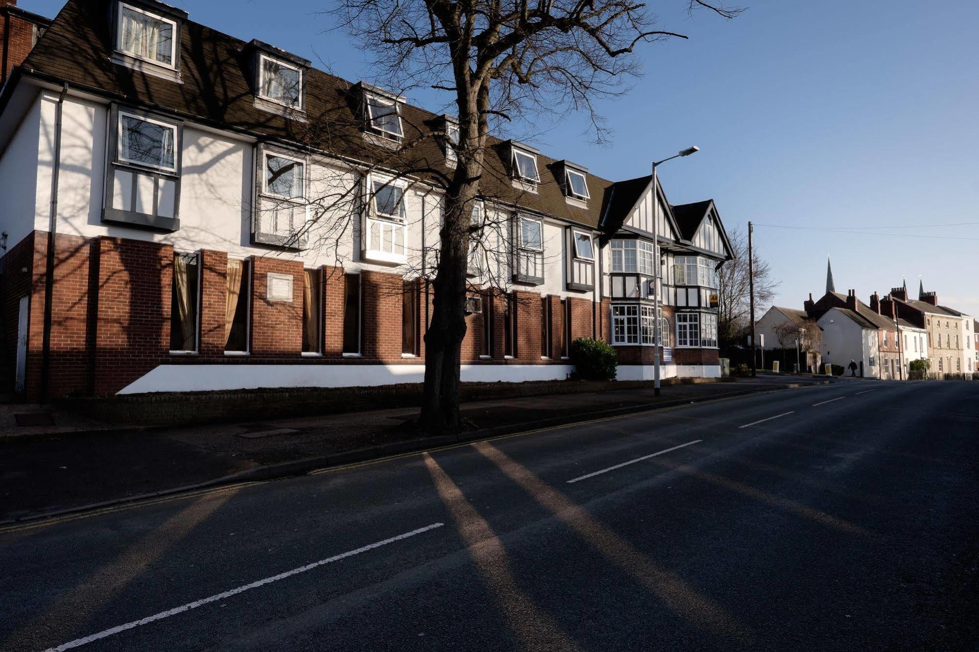 The Cathedral Hotel Lichfield Exterior foto